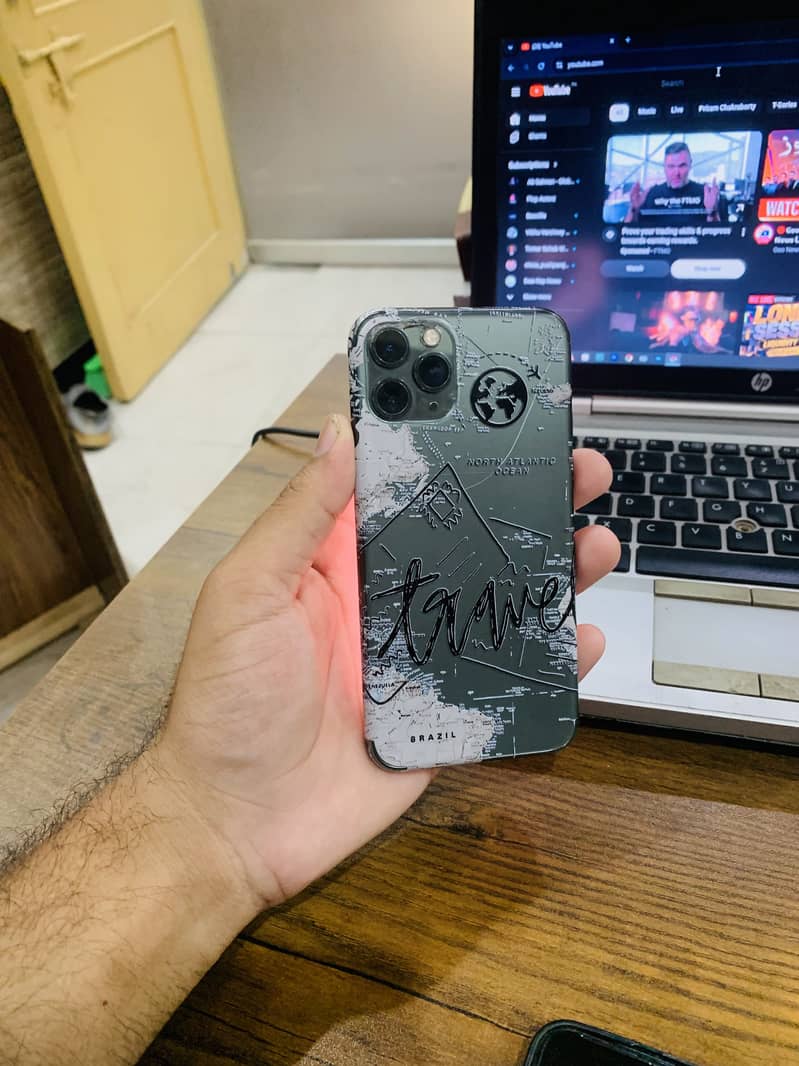 Apple iPhone 11 Pro 1