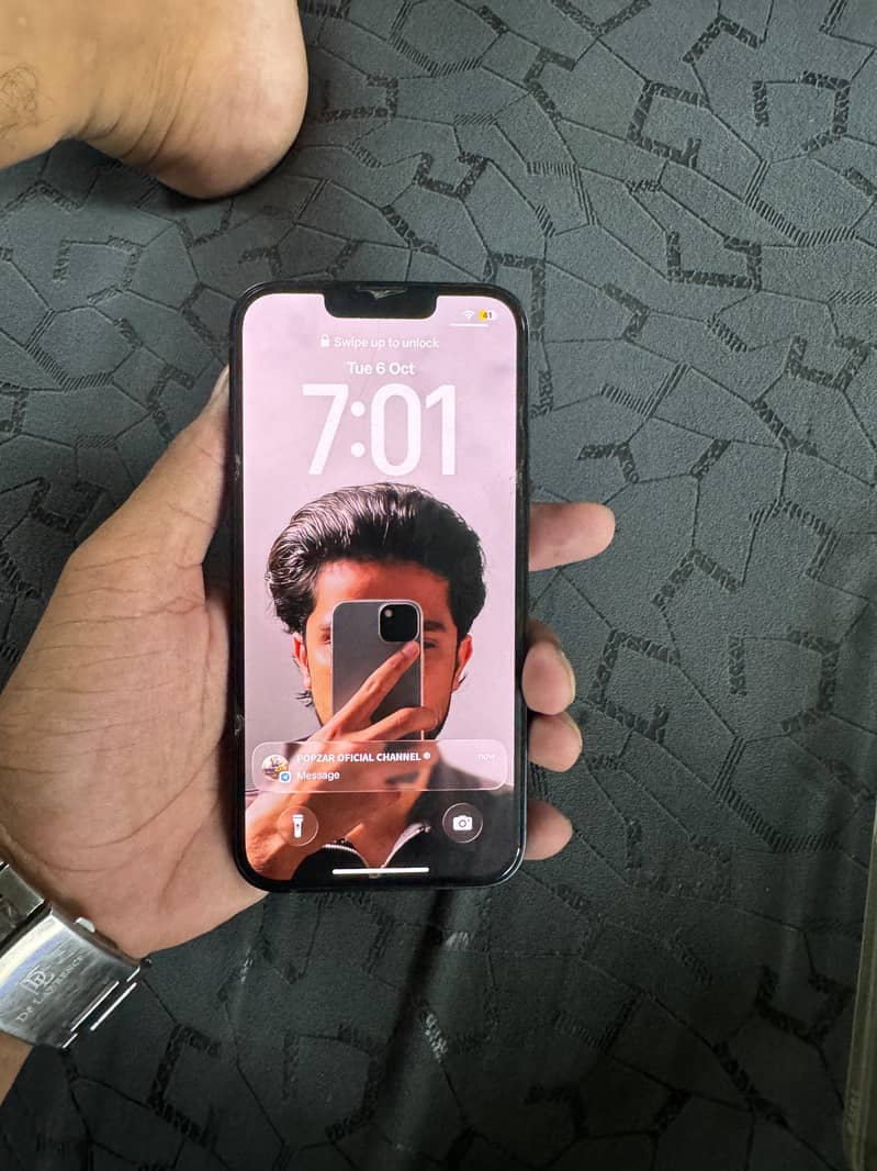 Apple iPhone 14 3