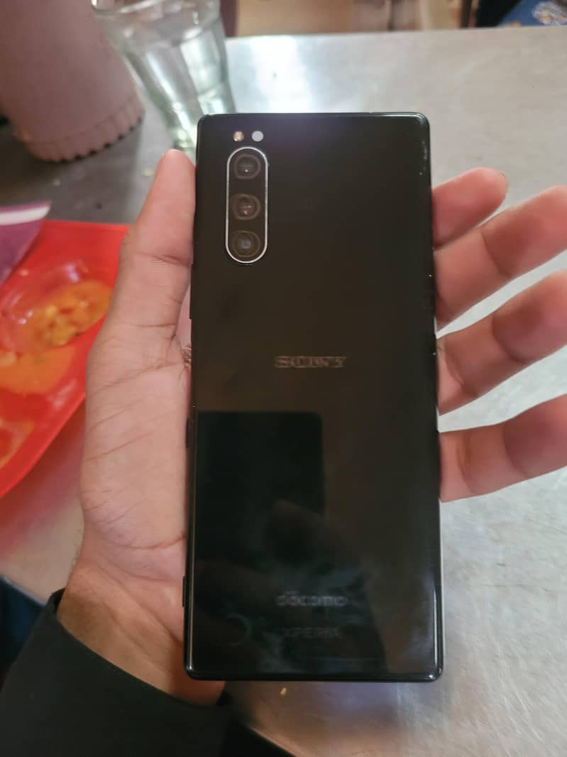 Sony 5 1