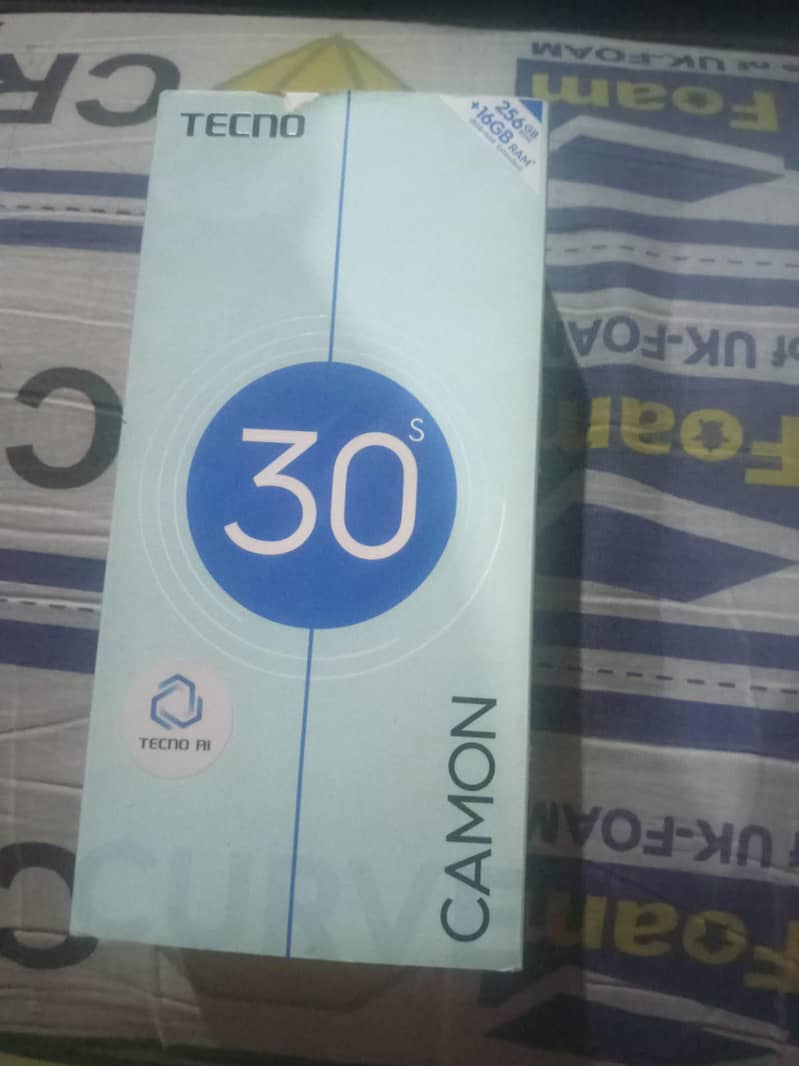 Tecno CAMON 30S 11
