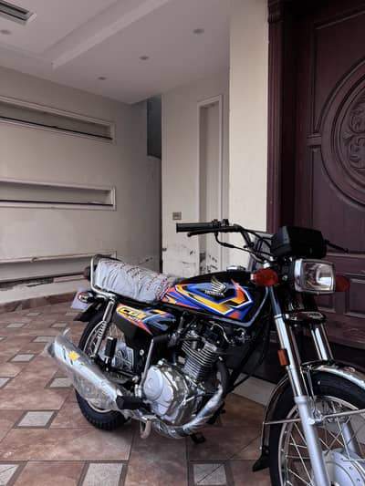 Honda 125 new zero unused