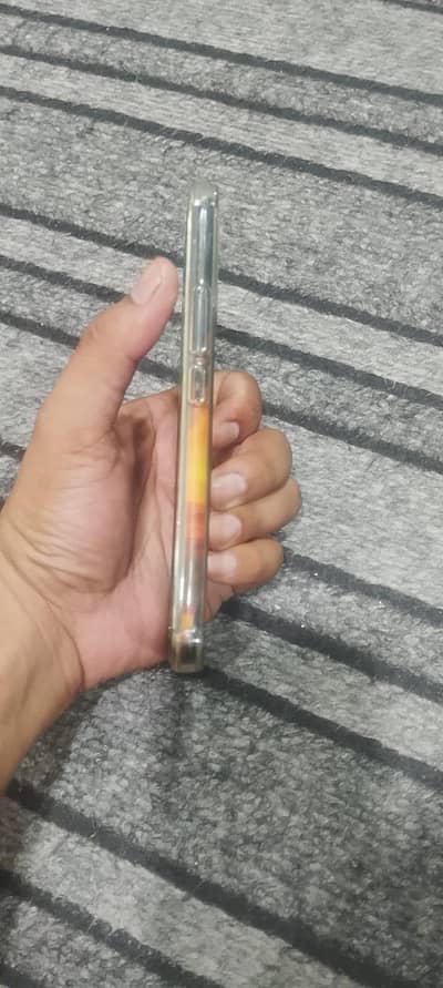 Vivo V21e