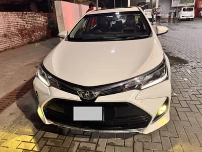 Toyota Corolla Altis Grande X 1.8 Black interior