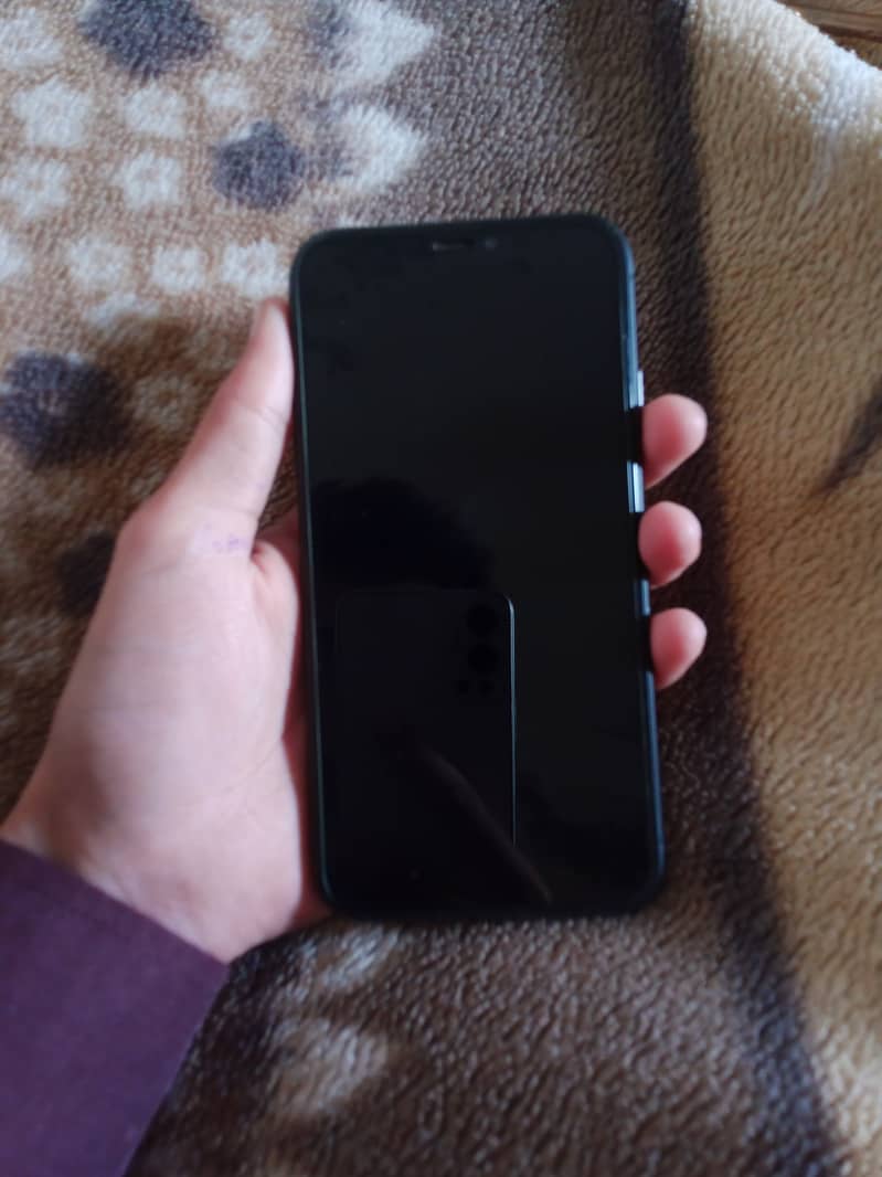 Apple iPhone 11 6