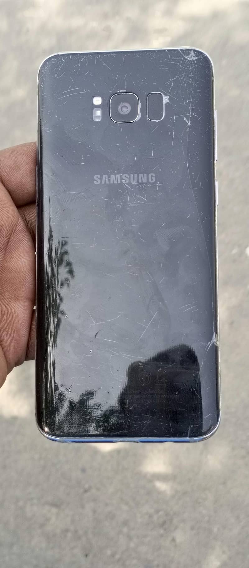 Samsung Mobile S8 Plus 3