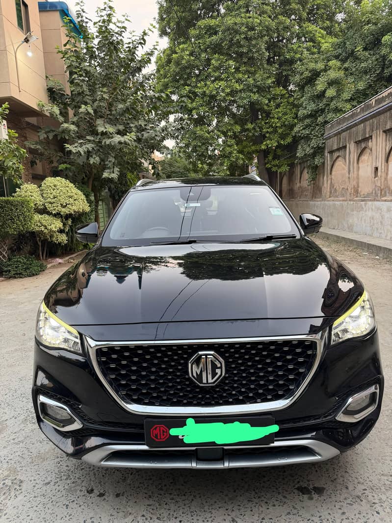 MG HS 2021 1