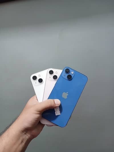 Apple iPhone 13