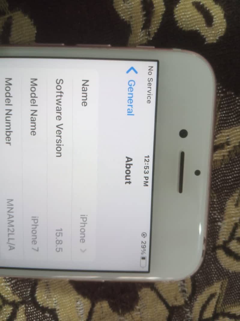 Apple iPhone 7 9
