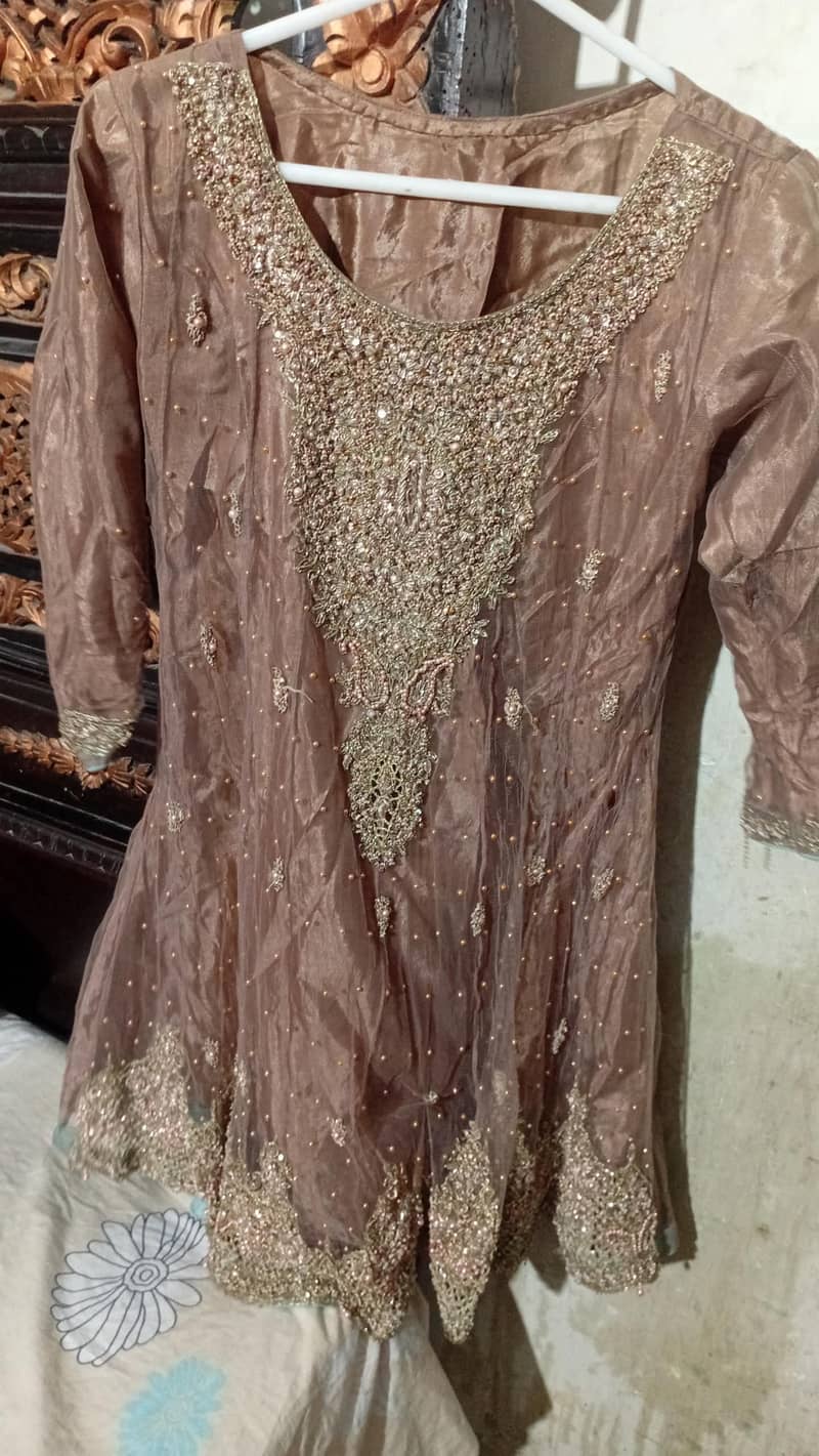 frocks 0