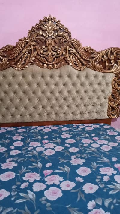 bed . dressing table and wardrobe