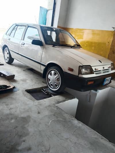 Suzuki Khyber 2000