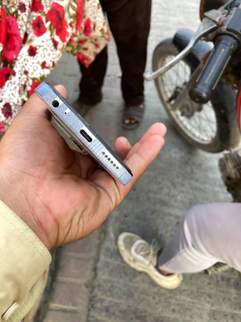 Tecno Spark Go 0