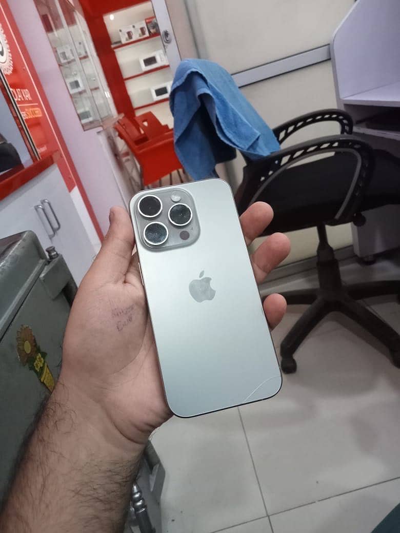 Apple iPhone 15 Pro 5
