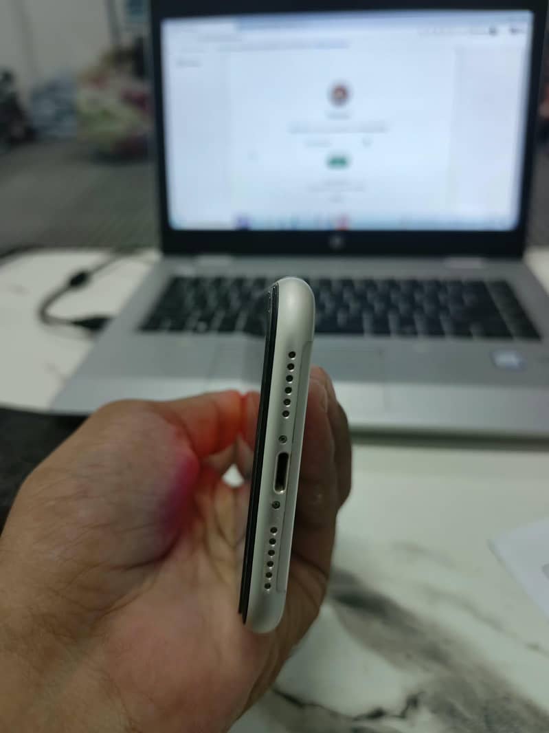 IPHONE 11 Non Pta 5