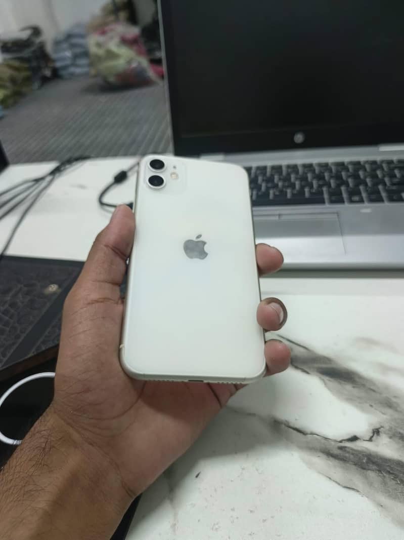 IPHONE 11 Non Pta 9