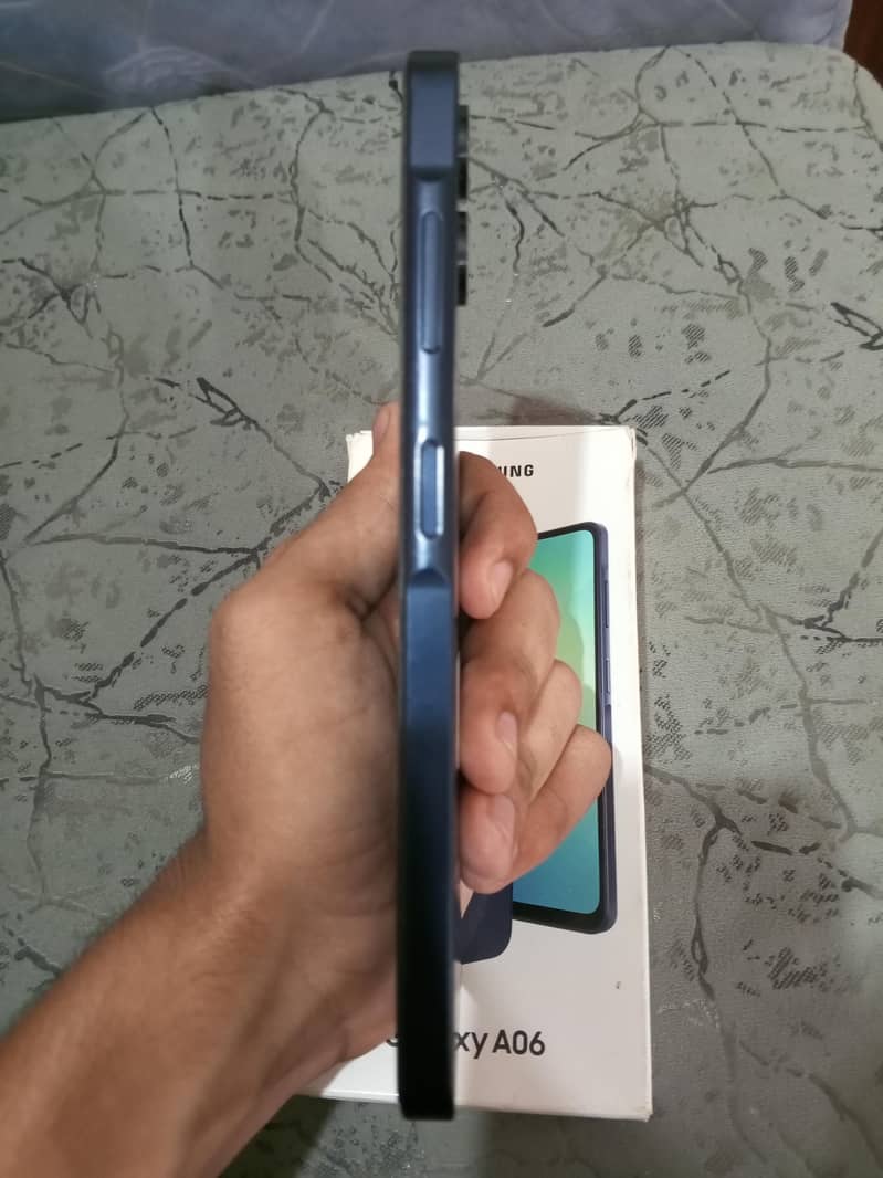 Samsung Mobile A06 2