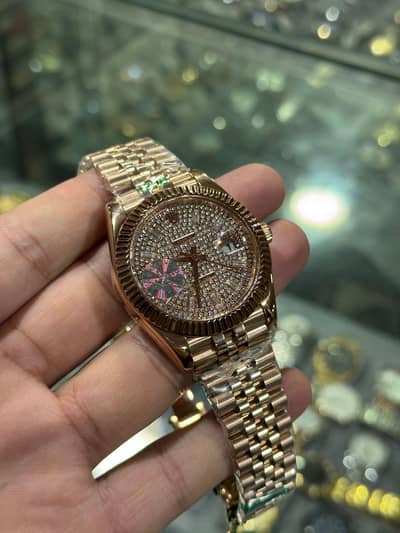Iced bazel Rose Gold unique clr