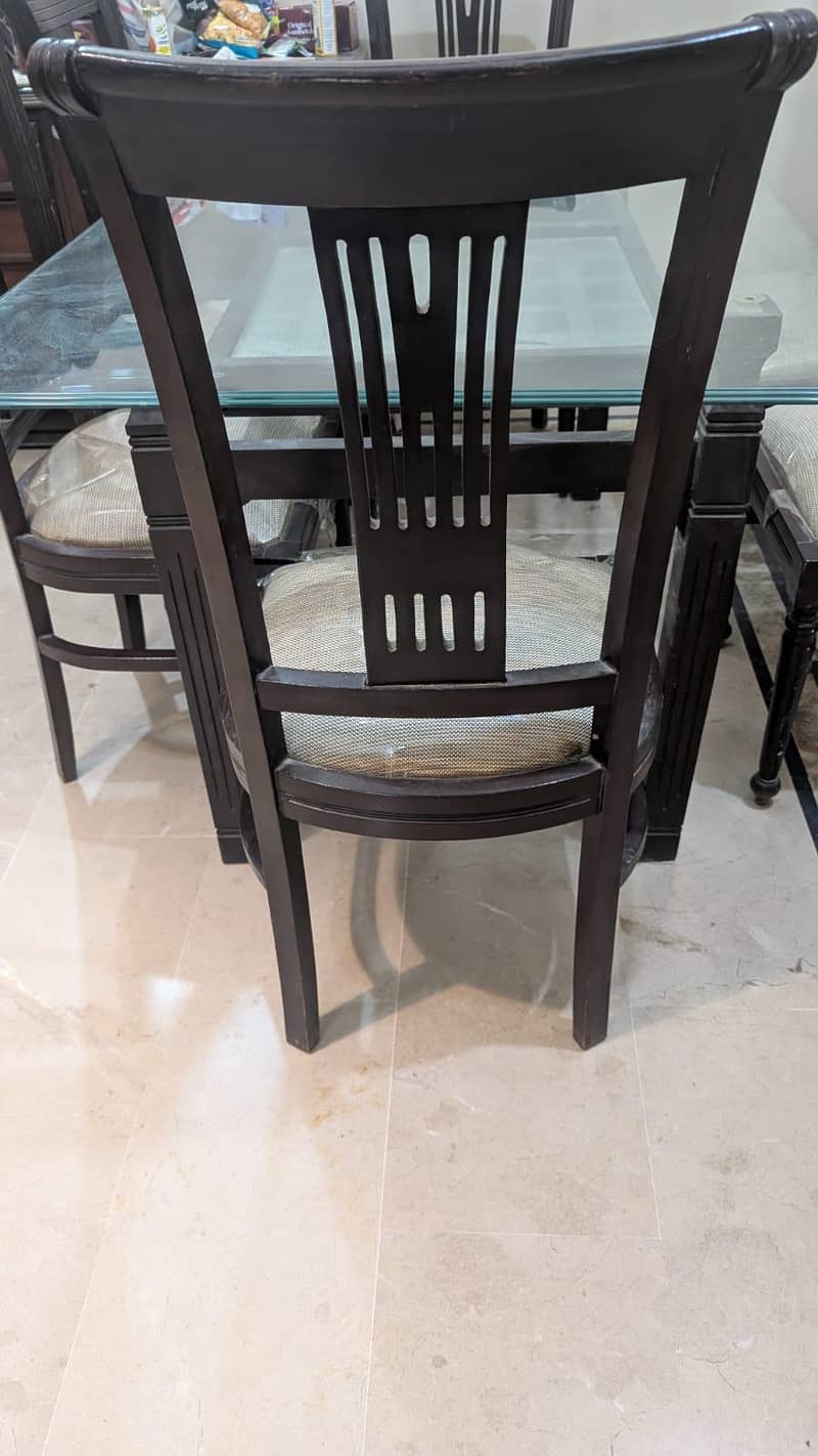 six seaters dinning table 4