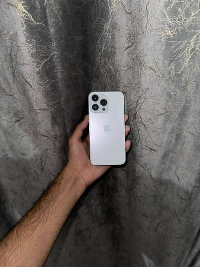 Apple iPhone 13 Pro