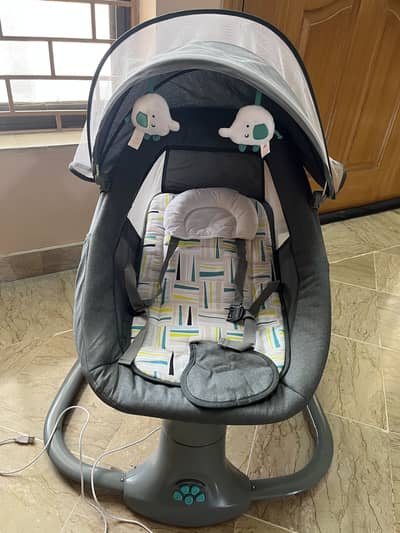 Mastela 3-in-1 Deluxe Baby Bassinet