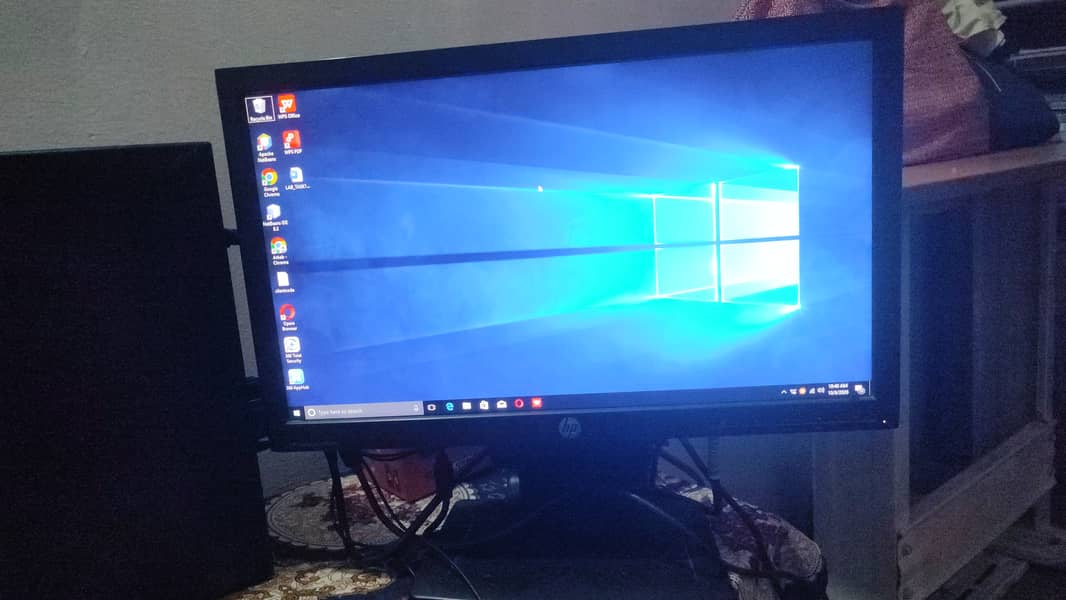 Dell PC with screen full setup 5