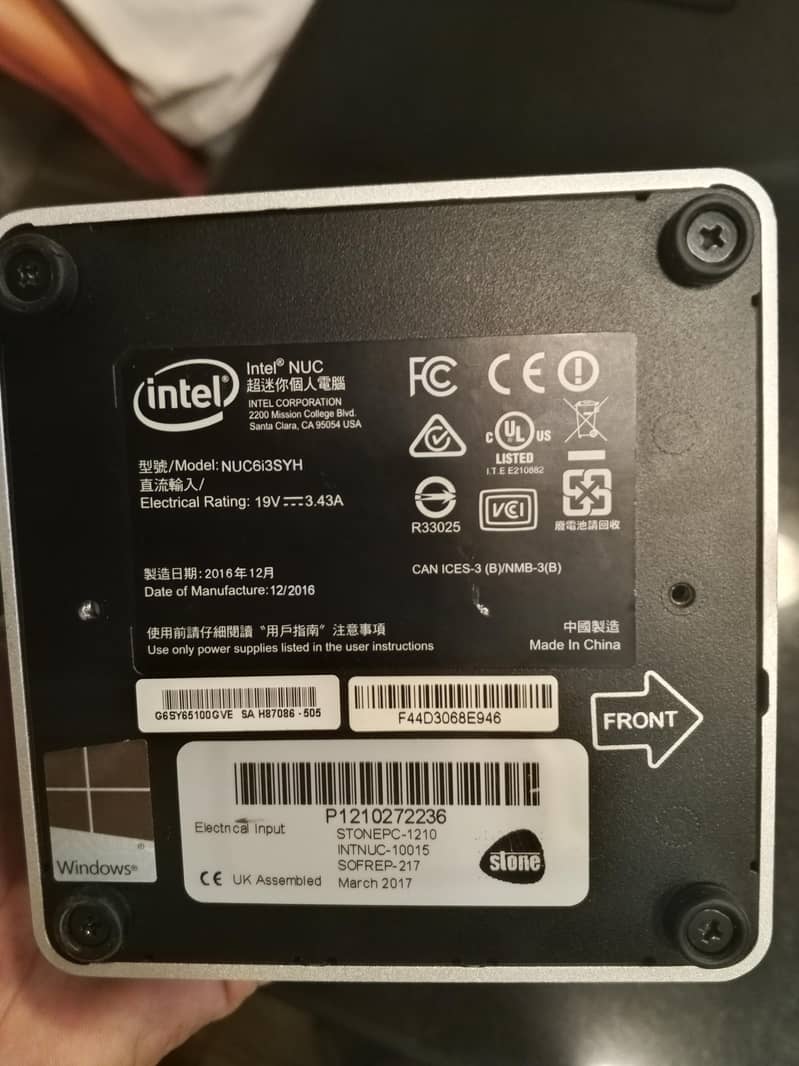 Intel NUC box 3
