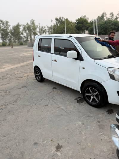 Suzuki Wagon R 2021