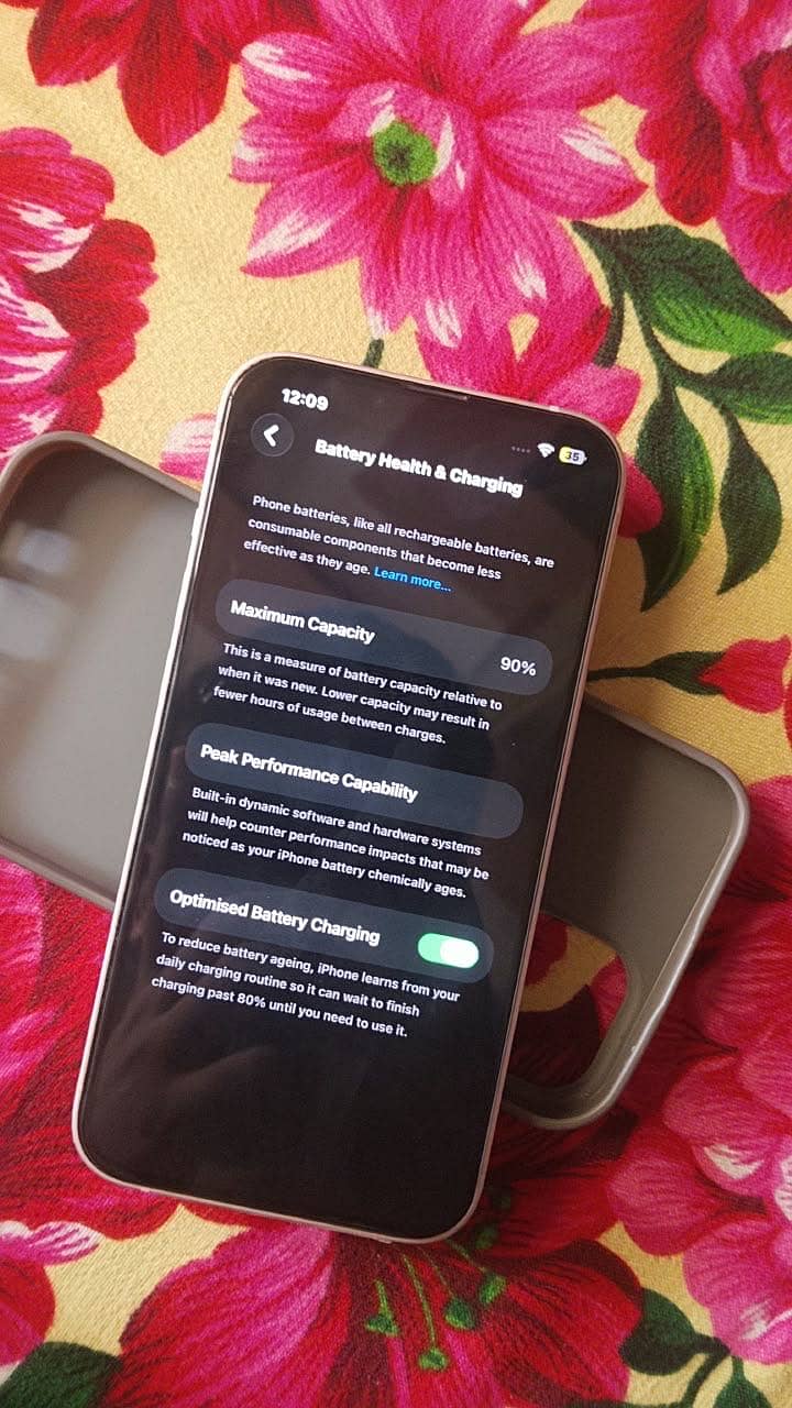 Apple iPhone 13 3