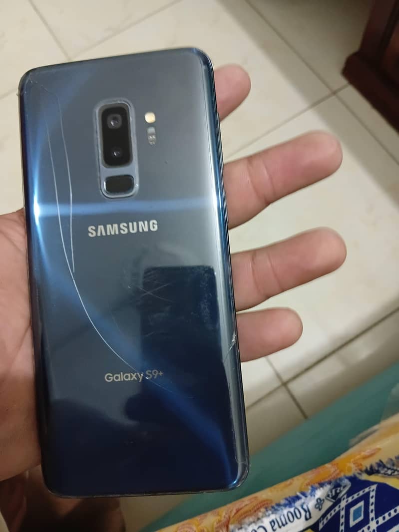 Samsung Mobile S9 Plus 1