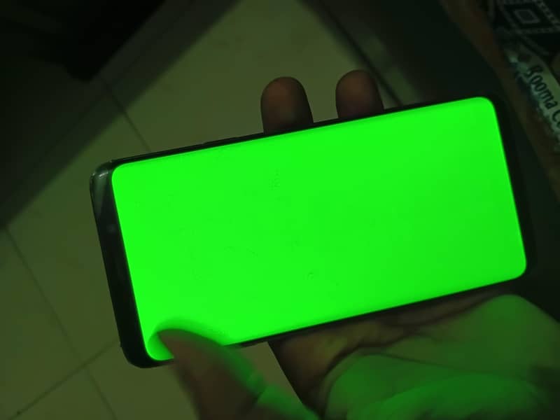 Samsung Mobile S9 Plus 3