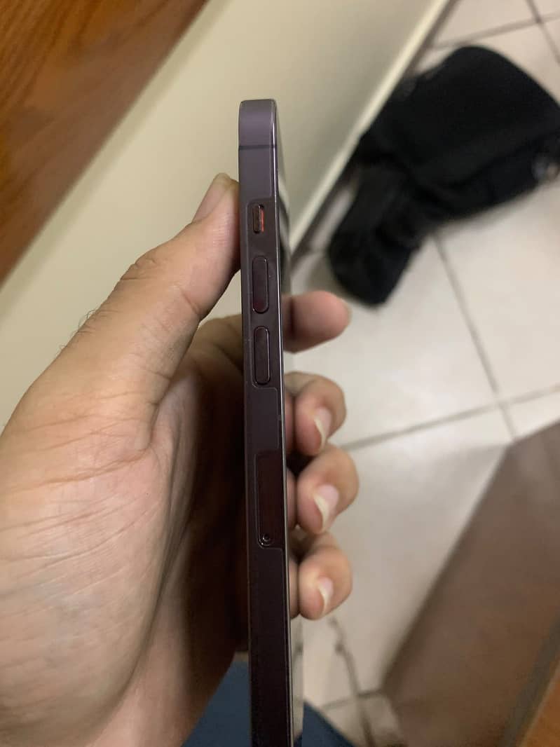 Apple iPhone 14 Pro 1