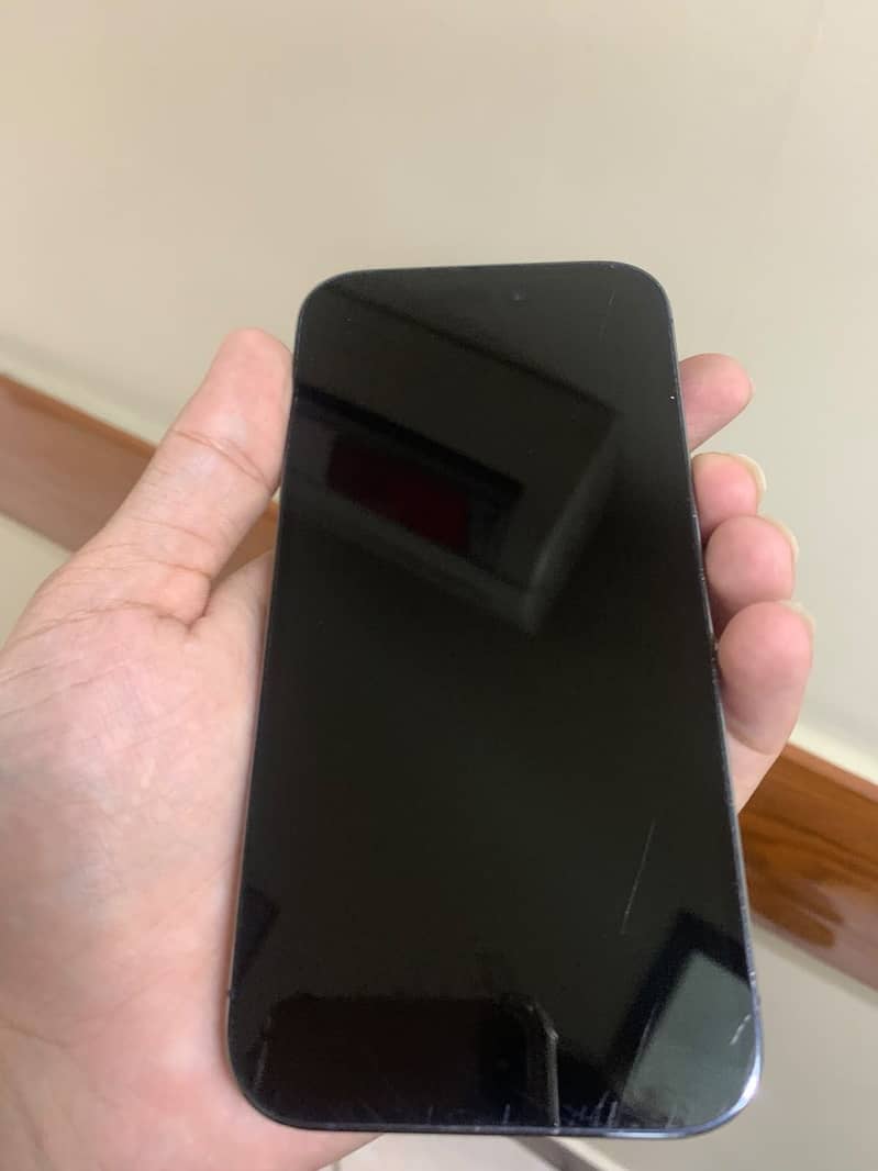 Apple iPhone 14 Pro 2
