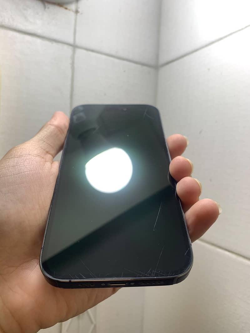 Apple iPhone 14 Pro 6