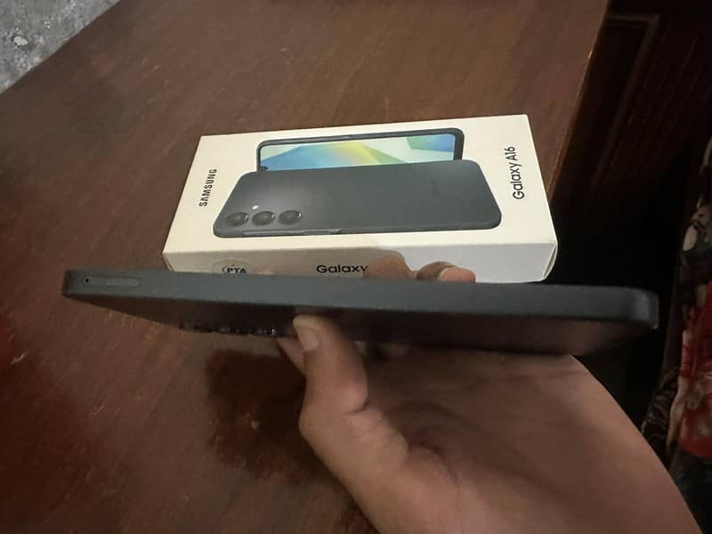 Samsung Mobile A16 1