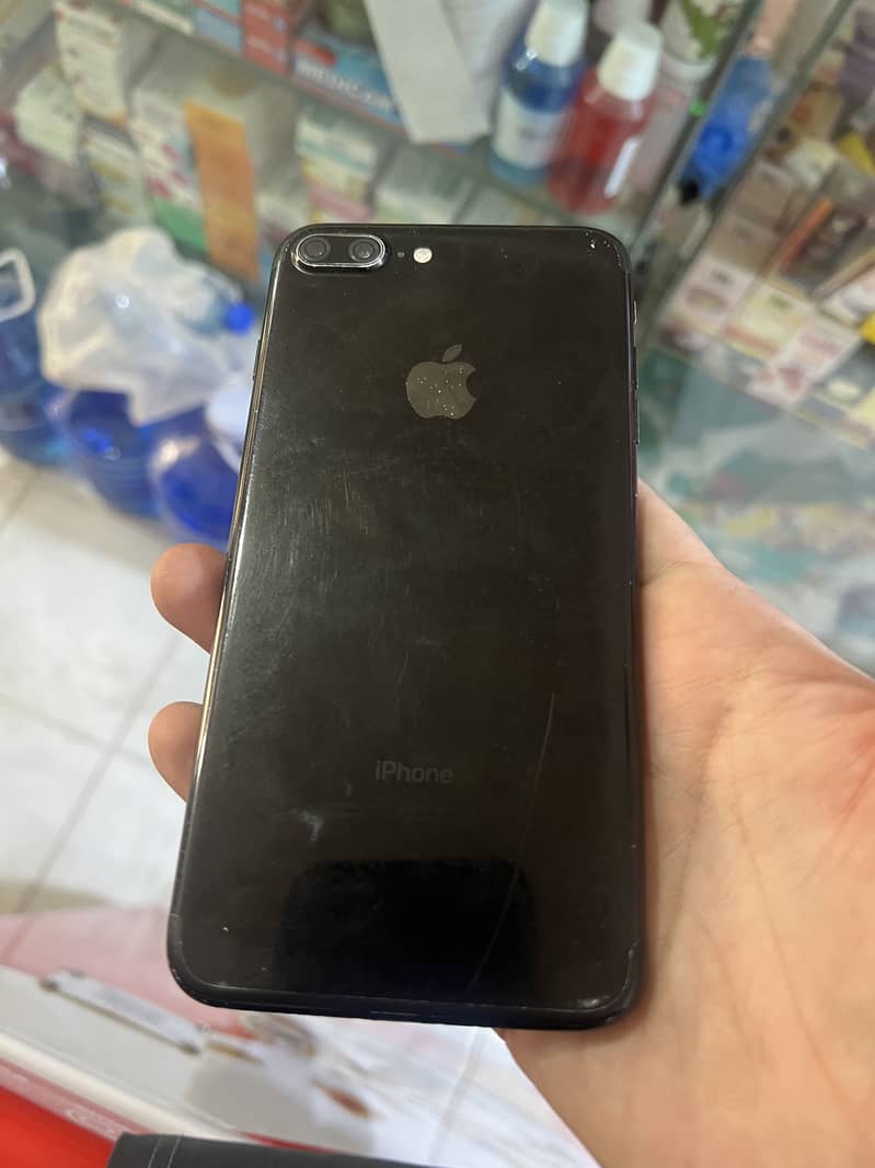 Apple iPhone 7 2