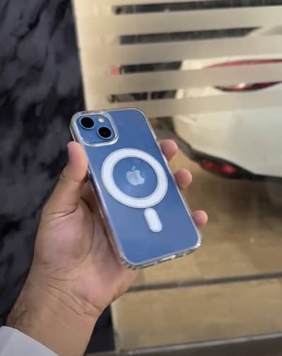 Apple iPhone 13