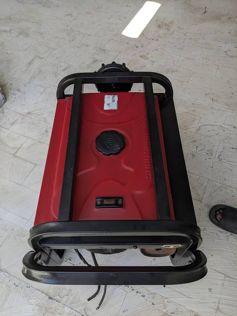Generator 2.8 KW 6