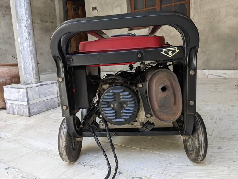 Generator 2.8 KW 8