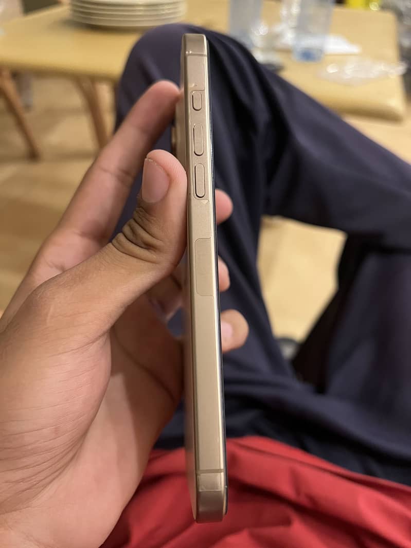 Iphone 16 pro max 2