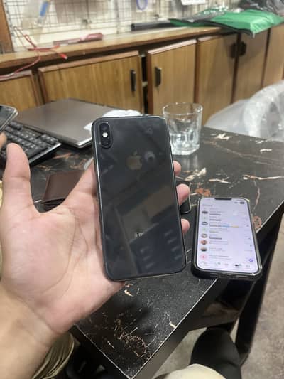 Apple iPhone X
