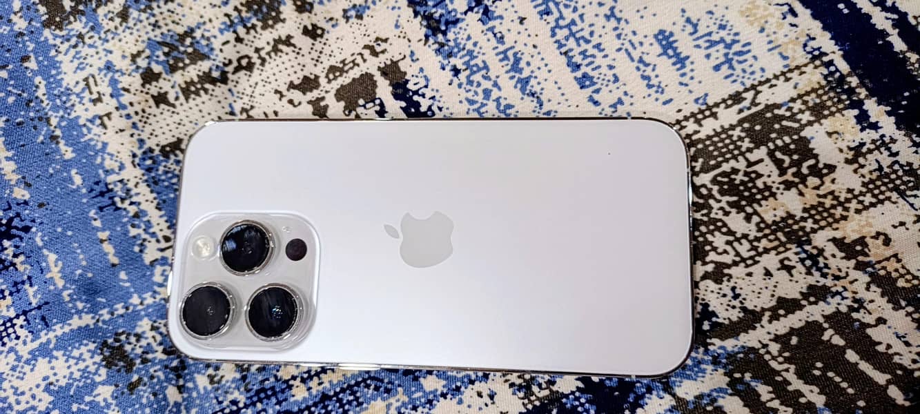 Apple iPhone 14 Pro Jv 0