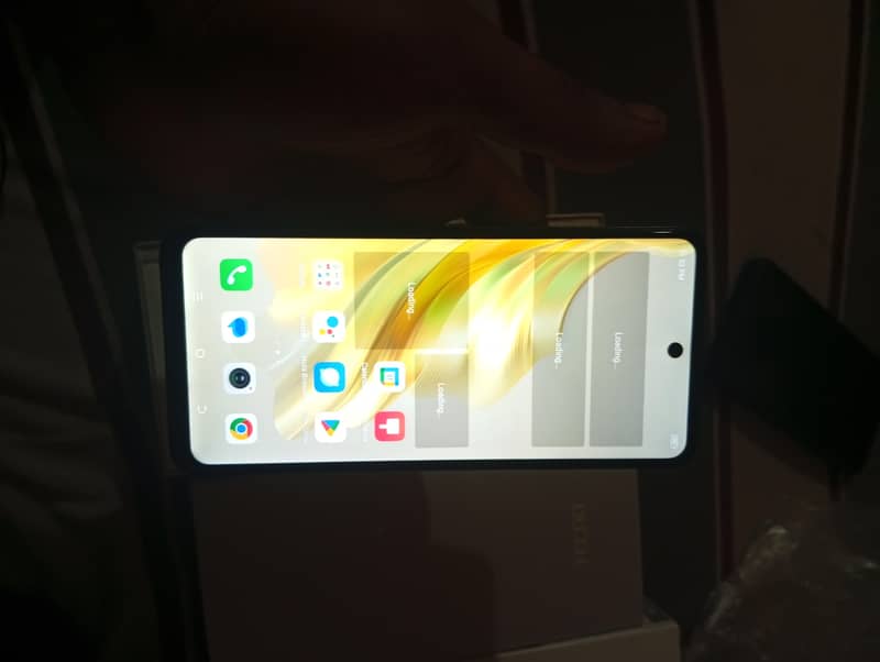 Tecno Spark 20 4