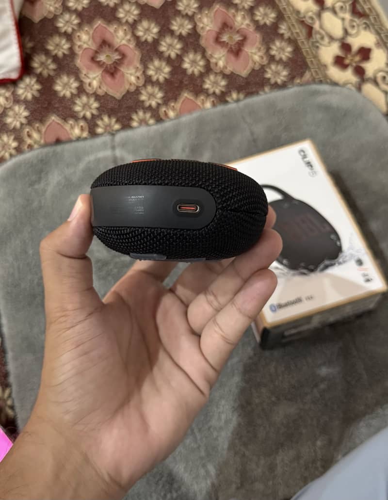 JBL Clip 5 Speaker 5