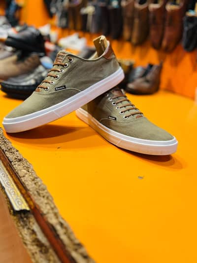 Original bench senkers condition 10/10 size uk 11 Men shoes