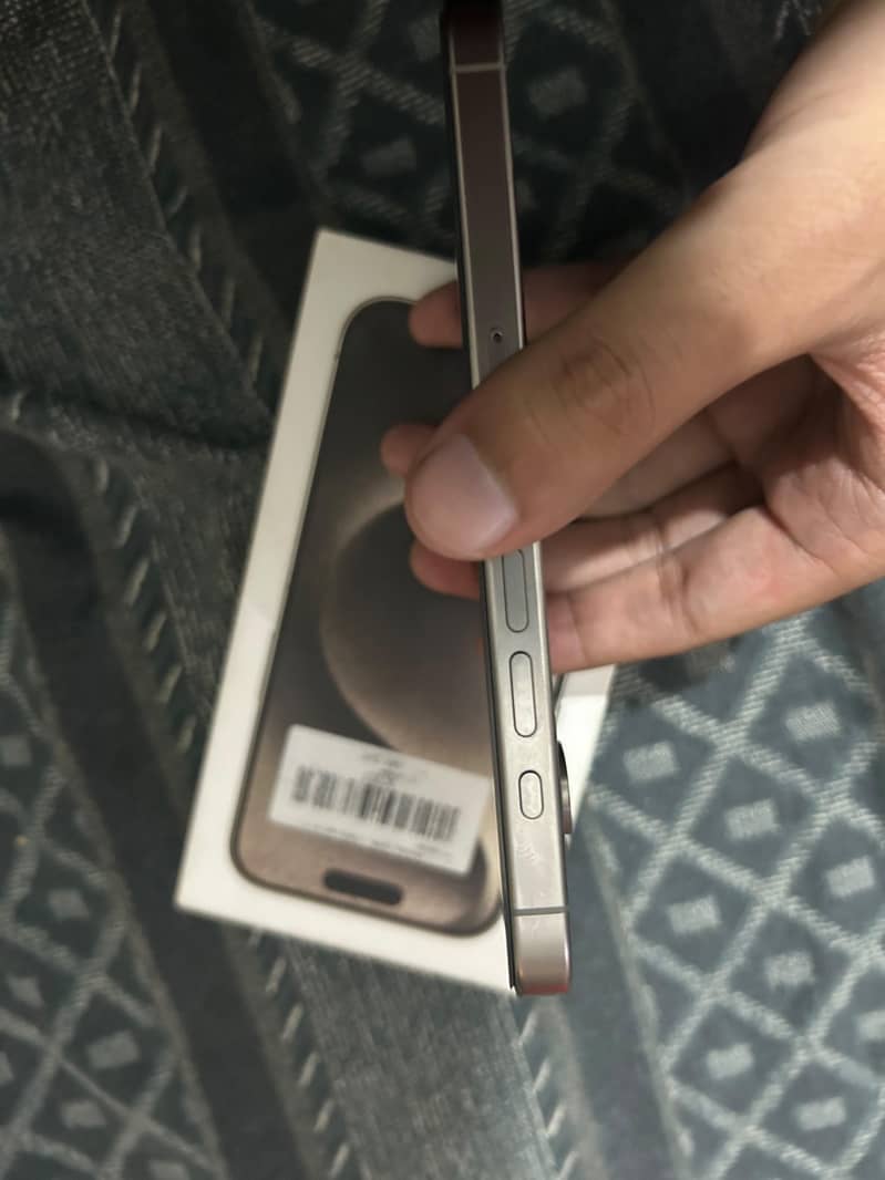 Apple iPhone 15 Pro 1
