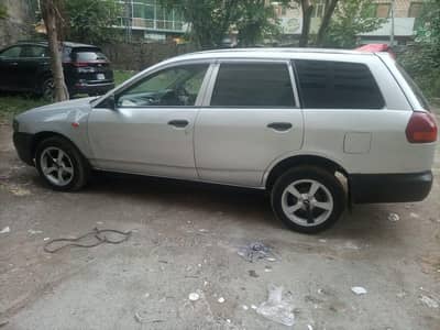 Nissan AD Car 2006/2011 Karachi Number Family Used ( 0300-6858-232 )