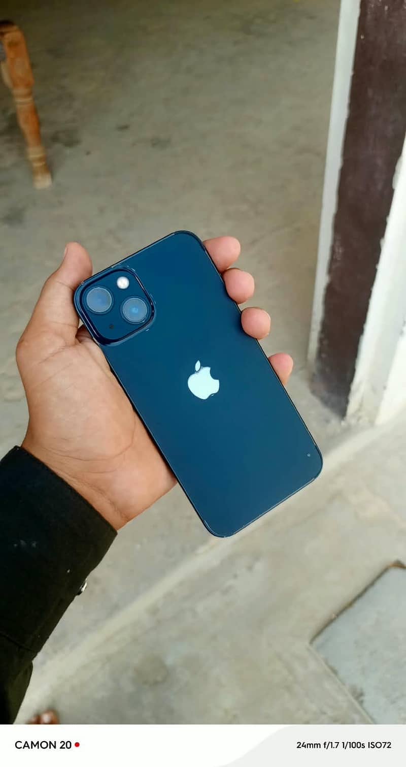 Apple iPhone 13 3