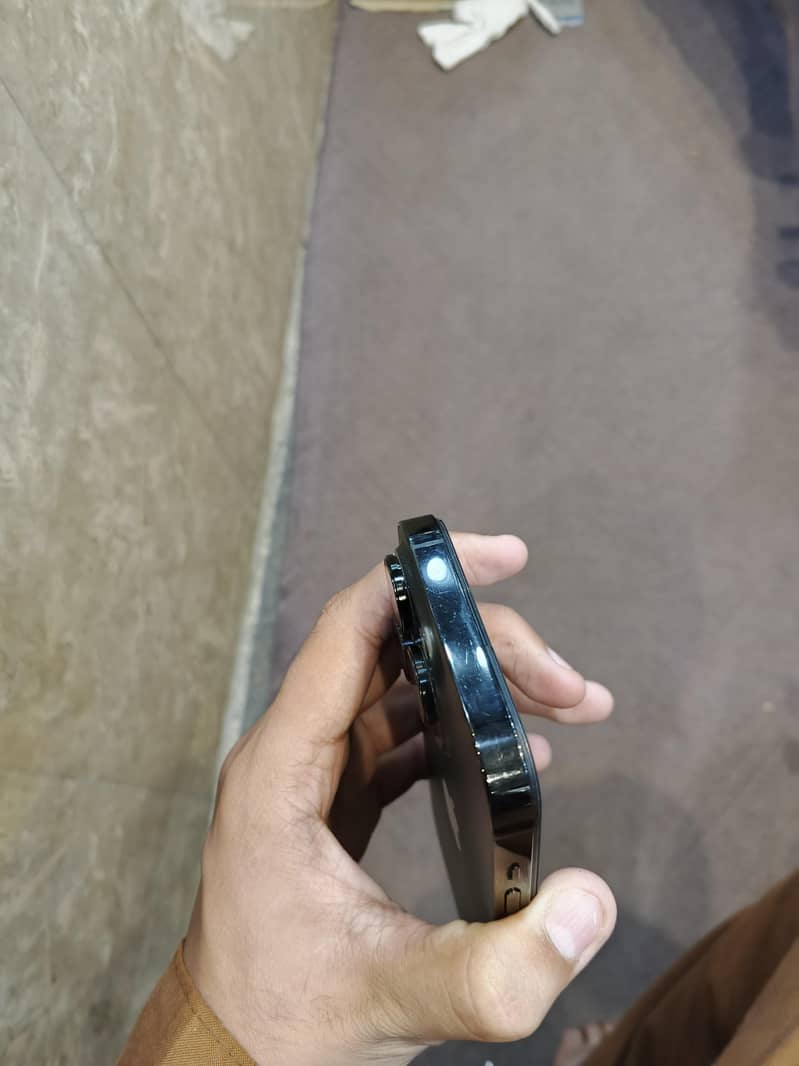 IPHONE 14 PRO 6