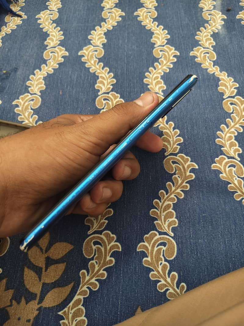 OPPO A16e 1