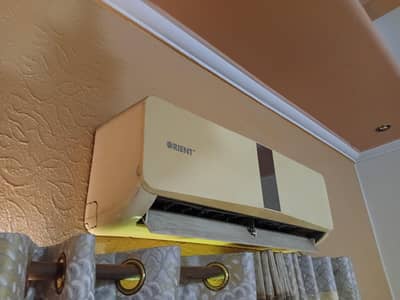 orient 1 ton AC for sale
